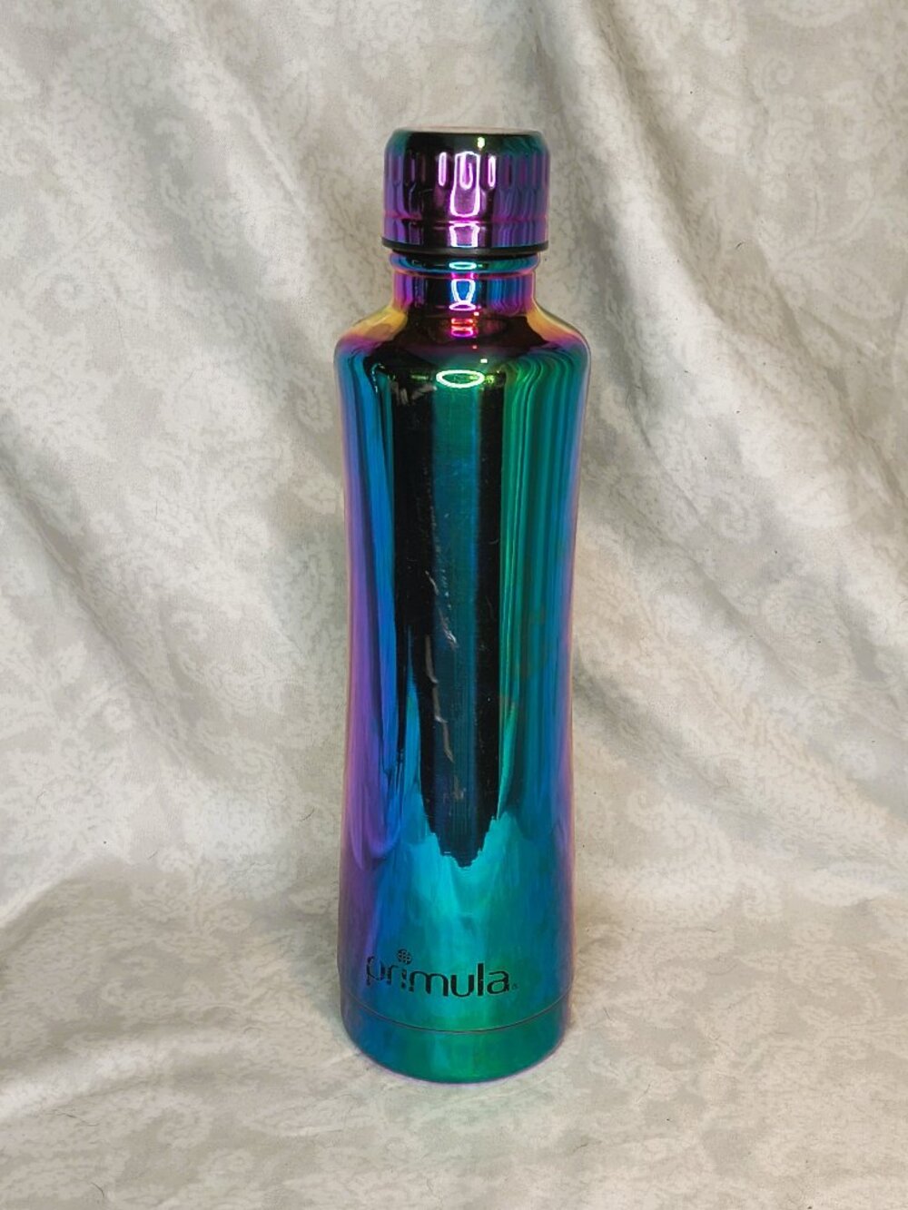 Primula Silhouette 17 oz hot/cold Thermal Bottle in Iridescent Blue - BPA free